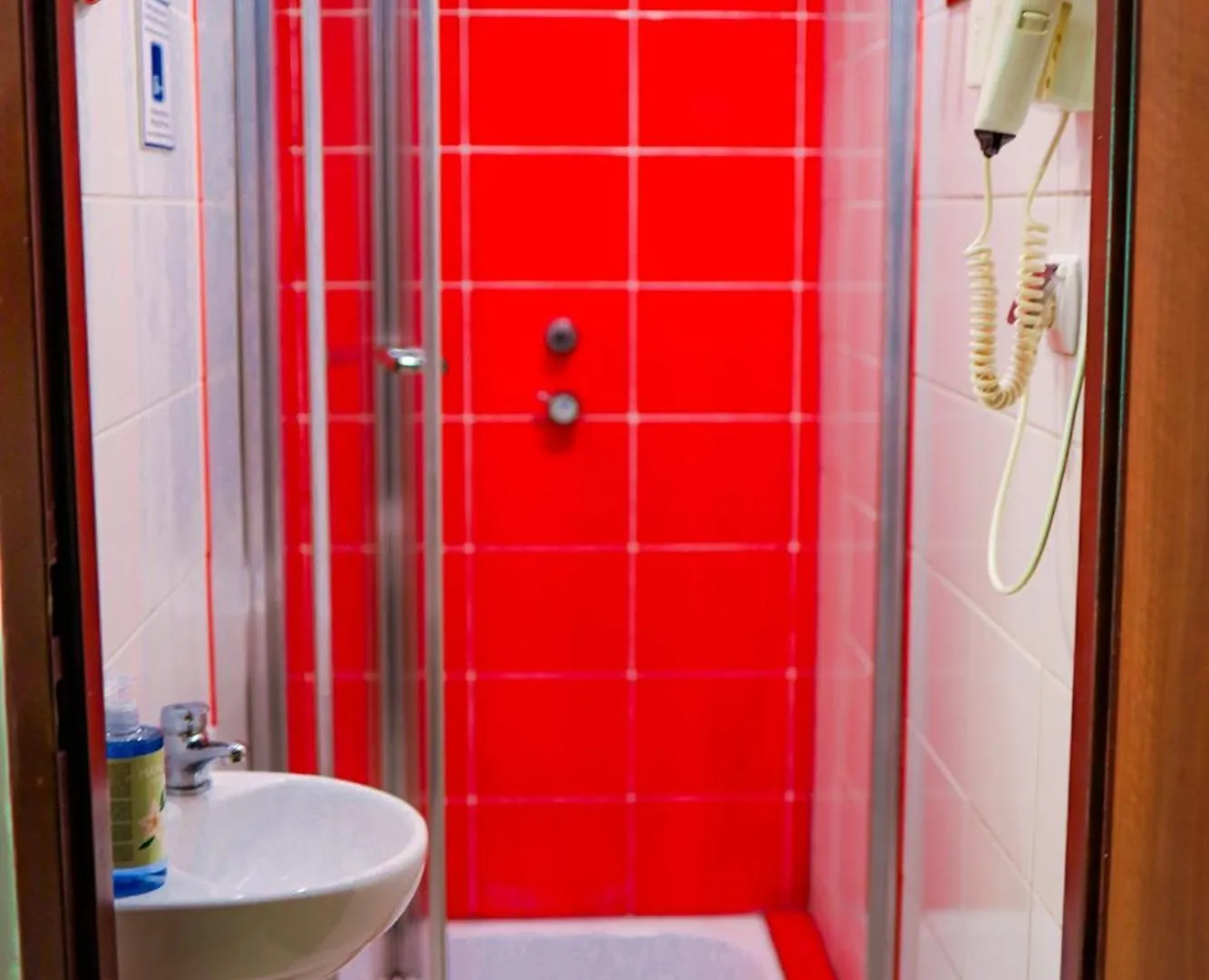 Sunny Hostel 49 브로츠와프 0*,  폴란드
