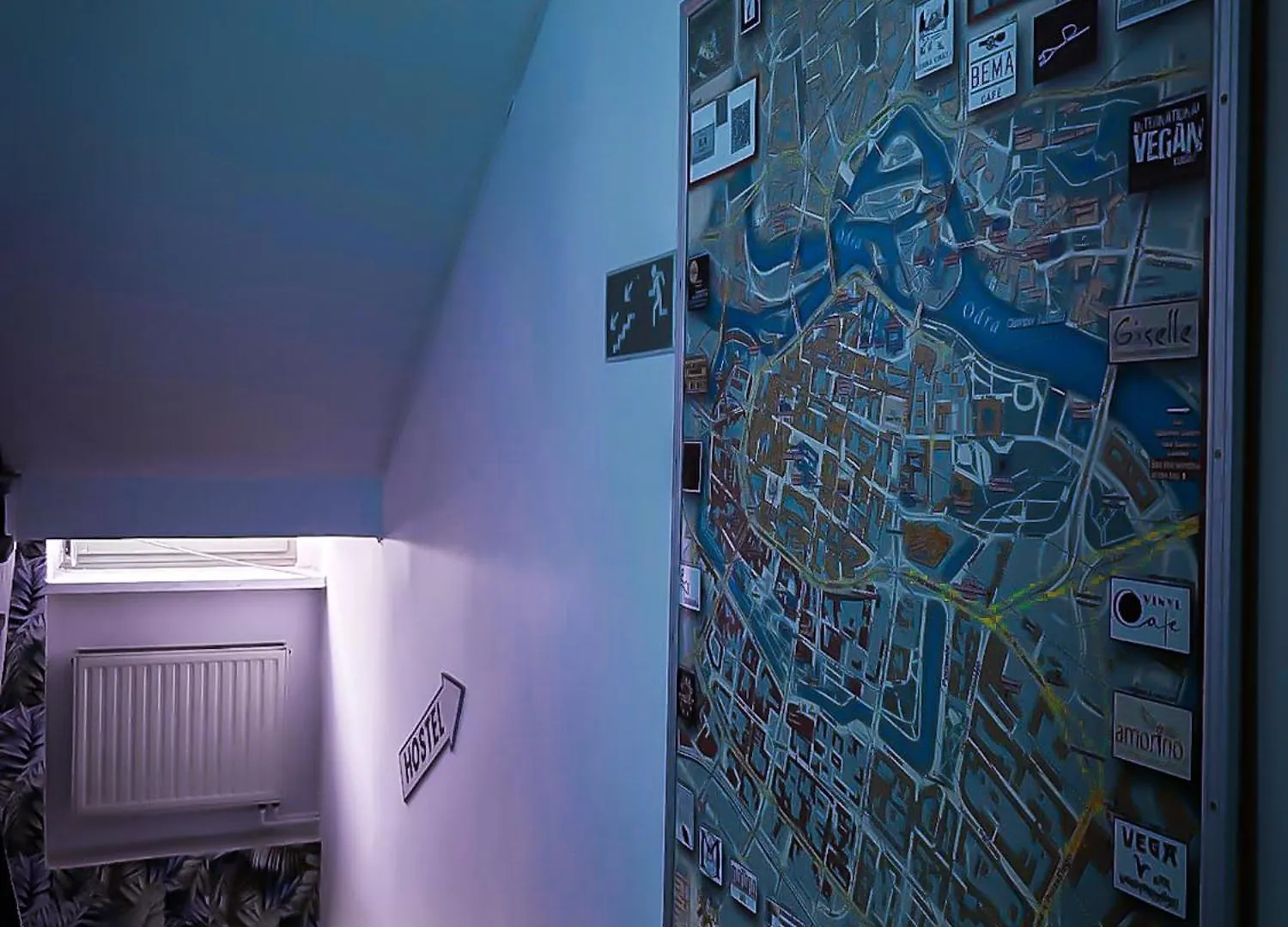 Sunny Hostel 49 브로츠와프
